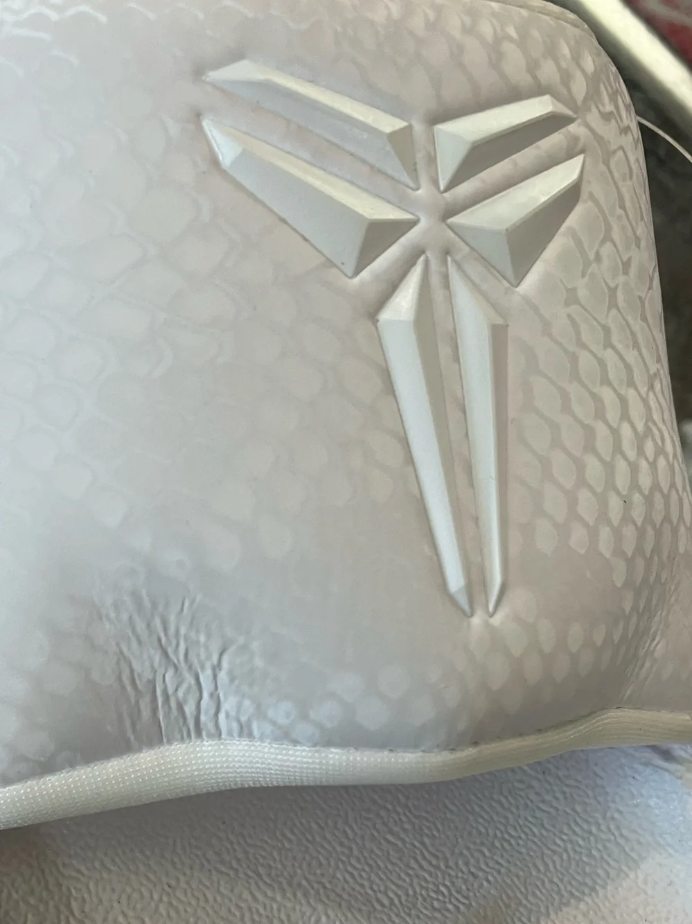 Nike kobe offcourt